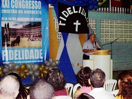 Jose Antonio Zara de Paula preaching at the Northeast Christian Lectureship in Recife, Jan. 2007./ Jose Antonio Zara de Paula pregando no Congresso Cristao do Nordeste, em Recife, em janeiro de 2007.