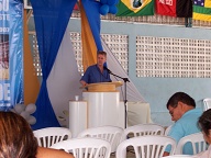 Randal Matheny preaching in the Northeast Christian Lectureships./ Randal Matheny pregando no Congresso Cristão do Nordeste.