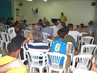 Don Vinzant teaching a leaders' class in the Northeast Christian Lectureship./ Don Vinzant ensinando aula para obreiros no  Congresso Cristao do Nordeste.